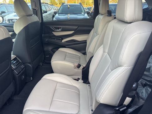 New 2025 Subaru Ascent Limited w/ Popular Package #2 image 13