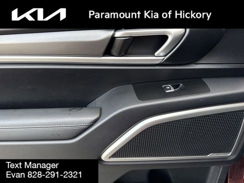 Used 2022 Kia Telluride LX image 16