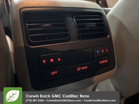 Used 2012 MAZDA CX-9 Grand Touring w/ Moonroof & Bose Audio Pkg image 30