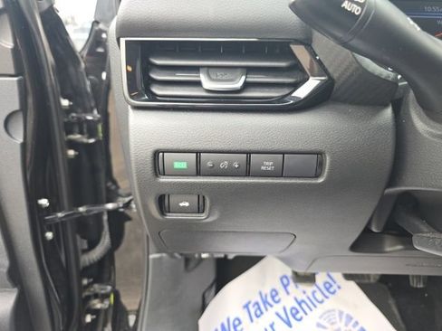 Used 2023 Nissan Sentra SV FWD image 13