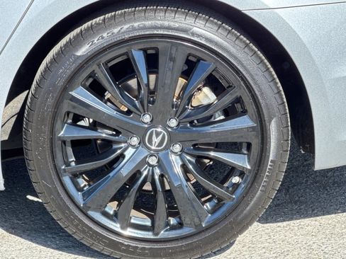 Certified 2018 Acura TLX FWD image 25