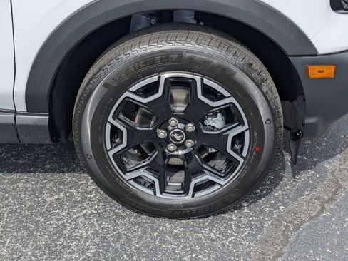 New 2025 Ford Bronco Sport Outer Banks w/ Outer Banks Tech Package+ image 18