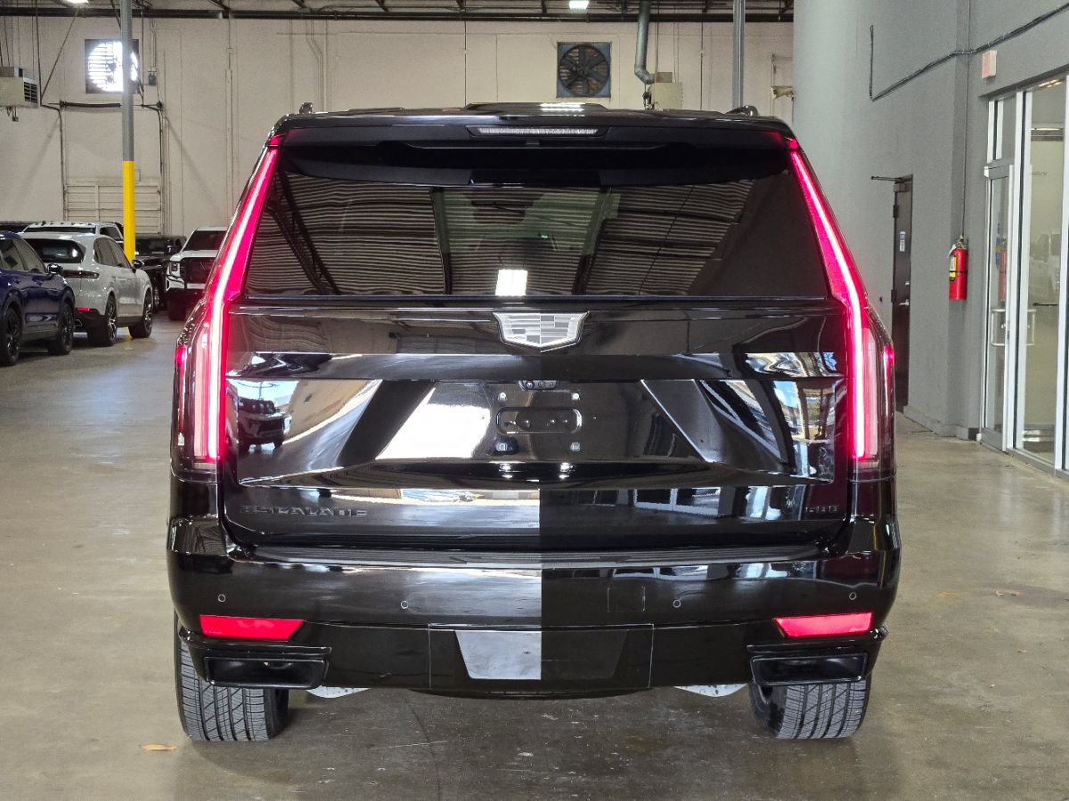 Used 2023 Cadillac Escalade ESV Sport w/ LPO, ONYX Package AWD/4WD image 9