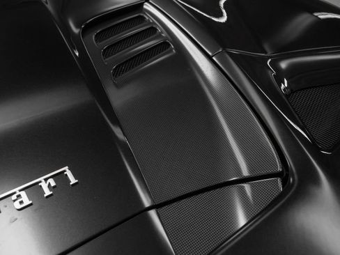 Certified 2021 Ferrari F8 Tributo RWD image 38