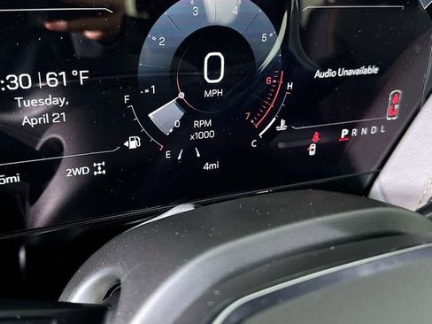 New 2026 GMC Yukon AT4 AWD/4WD image 12