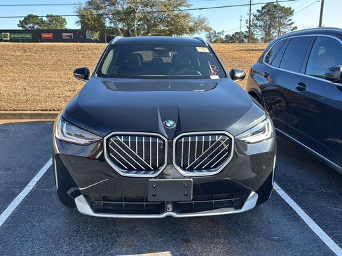 Used 2025 BMW X3 xDrive30i w/ Premium Package image 9