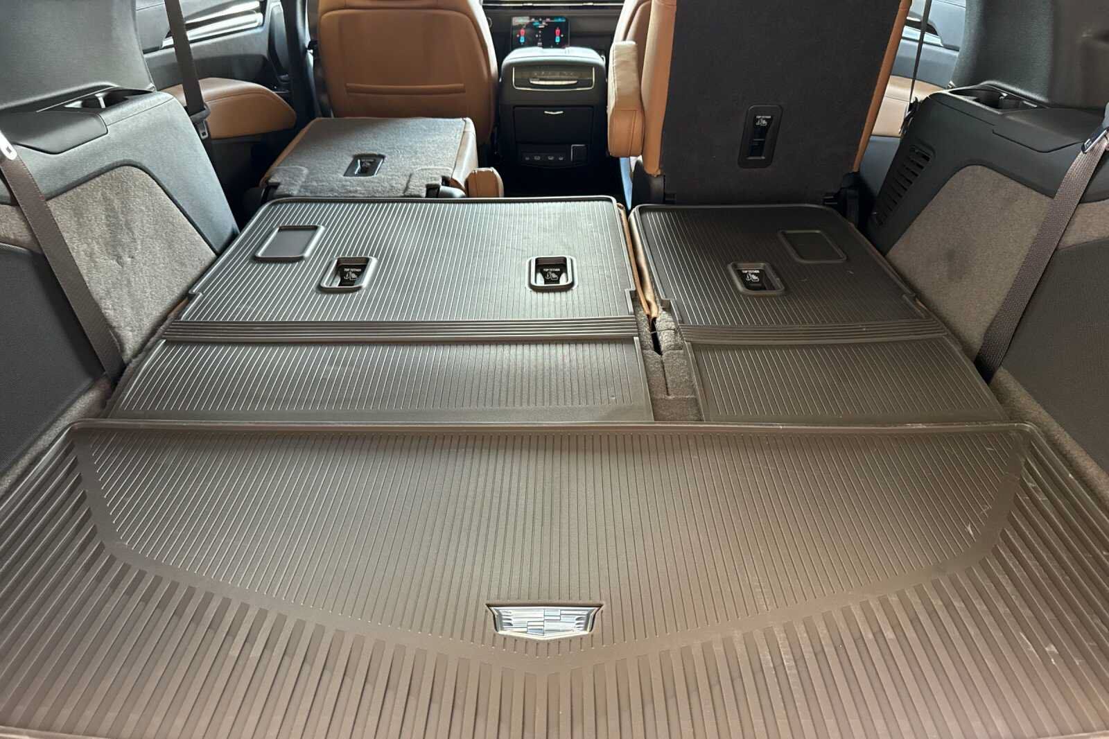 New 2026 Cadillac Escalade Luxury w/ Touring Package AWD/4WD image 48