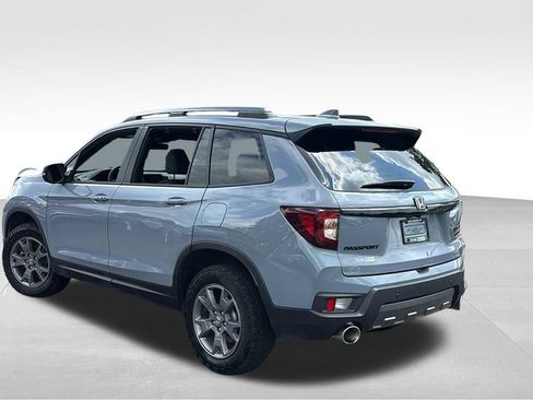 Used 2025 Honda Passport TrailSport image 5