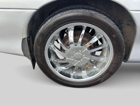 Used 1993 Chevrolet Camaro LT RWD image 21