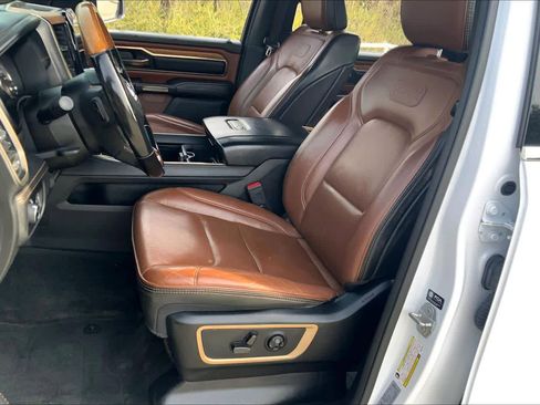 Used 2021 RAM 1500 Limited w/ Bed Utility Group image 8