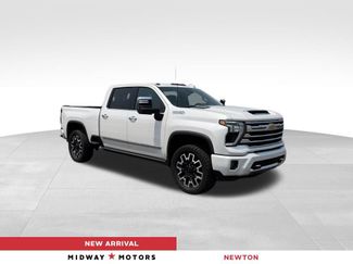Used 2024 Chevrolet Silverado 2500 High Country w/ High Country Premium Package AWD/4WD video 1