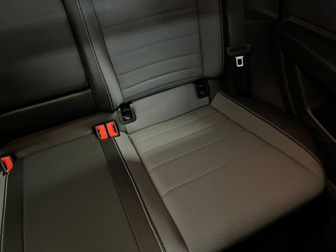 Used 2025 Volkswagen Jetta SE image 37