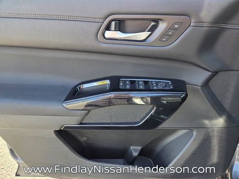 New 2026 Nissan Pathfinder Platinum w/ Cargo Package image 12