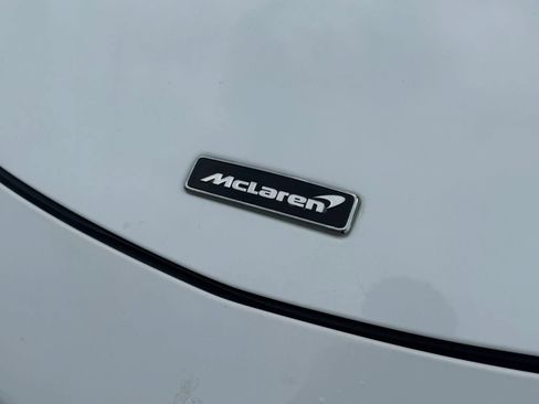 Used 2019 McLaren 570S Spider RWD image 30