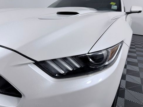 Used 2017 Ford Mustang GT Premium image 24