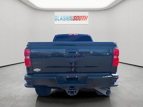 Used 2017 Chevrolet Silverado 2500 LTZ w/ Midnight Edition AWD/4WD image 5