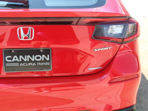 Used 2025 Honda Civic Sport image 5