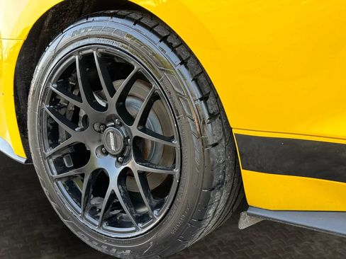 Used 2015 Ford Mustang GT Premium RWD image 37