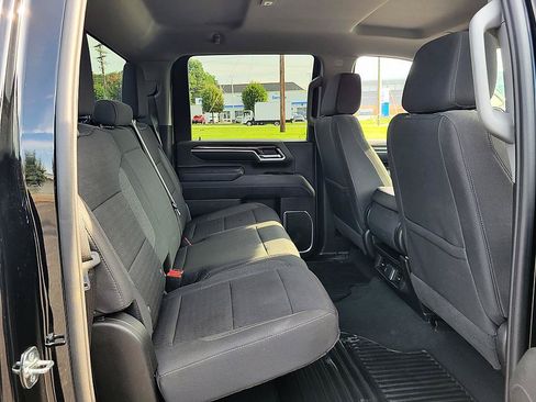 Used 2026 Chevrolet Silverado 2500 LT AWD/4WD image 15
