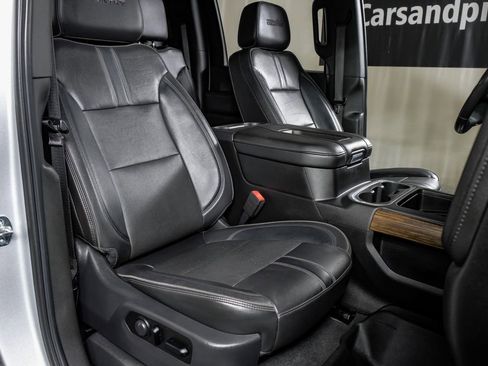 Used 2021 Chevrolet Silverado 3500 High Country w/ Snow Plow Prep/Camper Package image 31