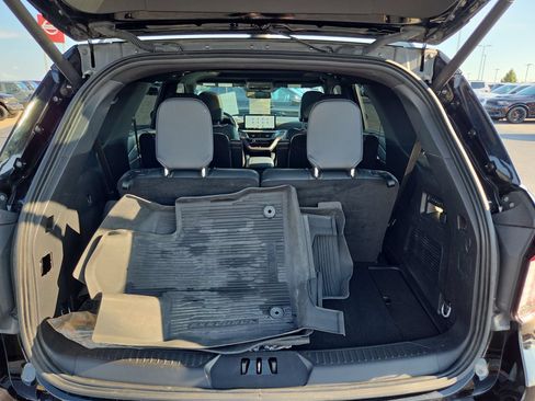 Used 2025 Ford Explorer ST AWD/4WD image 12