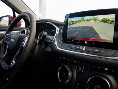 New 2026 Chevrolet Blazer LT w/ Convenience Package AWD/4WD image 17