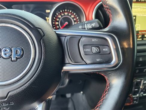 Used 2020 Jeep Gladiator Rubicon AWD/4WD image 30