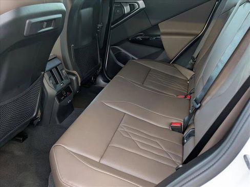 Used 2026 BMW X3 xDrive30 w/ Premium Package image 17