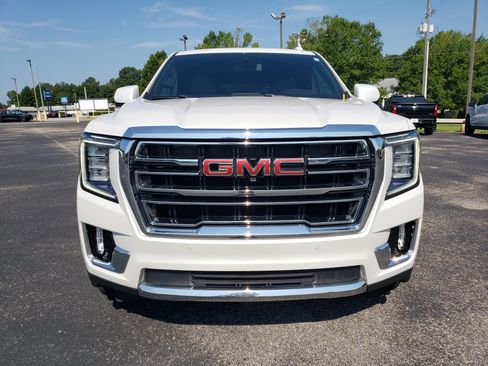 Used 2023 GMC Yukon SLT w/ SLT Premium Package RWD image 7