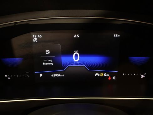 Used 2023 Volkswagen Tiguan SE R-Line image 45