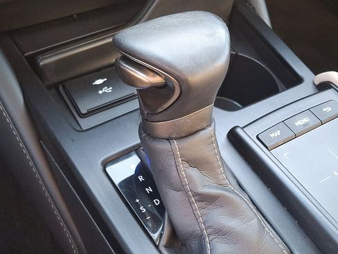 Certified 2021 Lexus ES 350 w/ Premium Package image 16