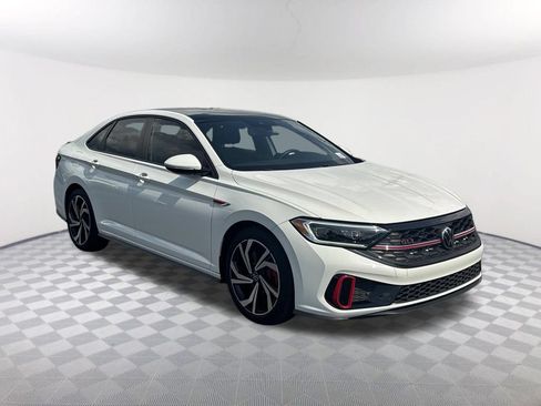 Used 2023 Volkswagen Jetta GLI Autobahn FWD image 3