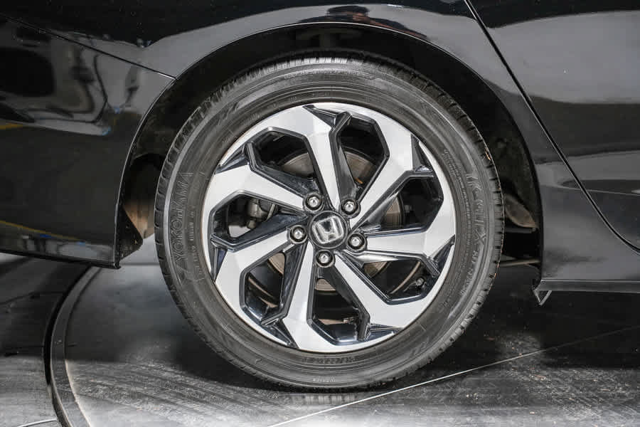 Used 2016 Honda Accord EX-L image 6