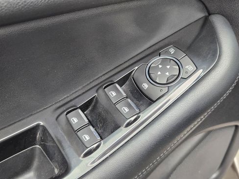 Used 2019 Ford Edge SEL w/ Equipment Group 201A FWD image 20