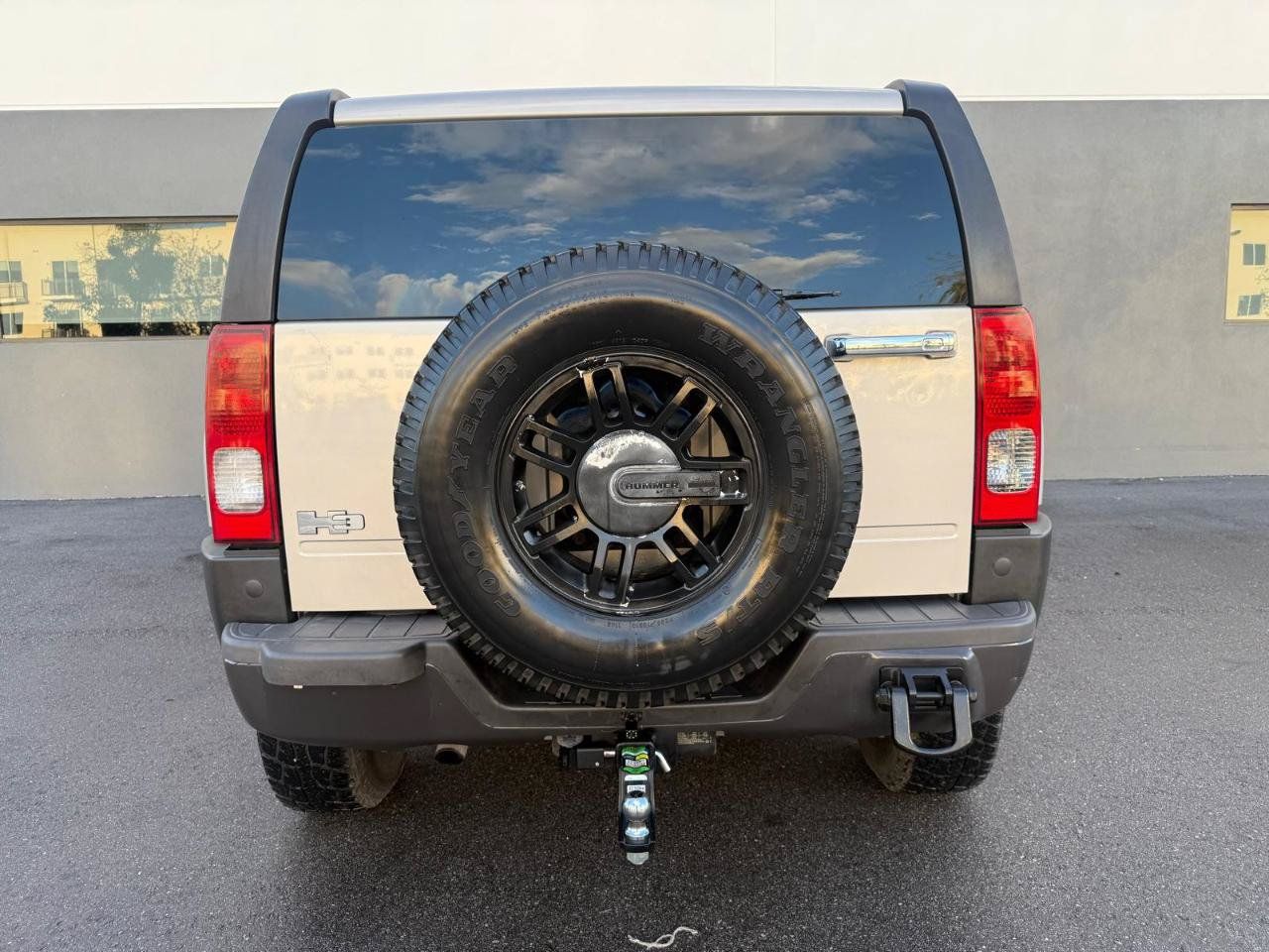Used 2006 HUMMER H3 w/ Chrome Appearance Package AWD/4WD image 10