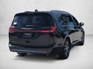 New 2026 Chrysler Pacifica Pinnacle video 2