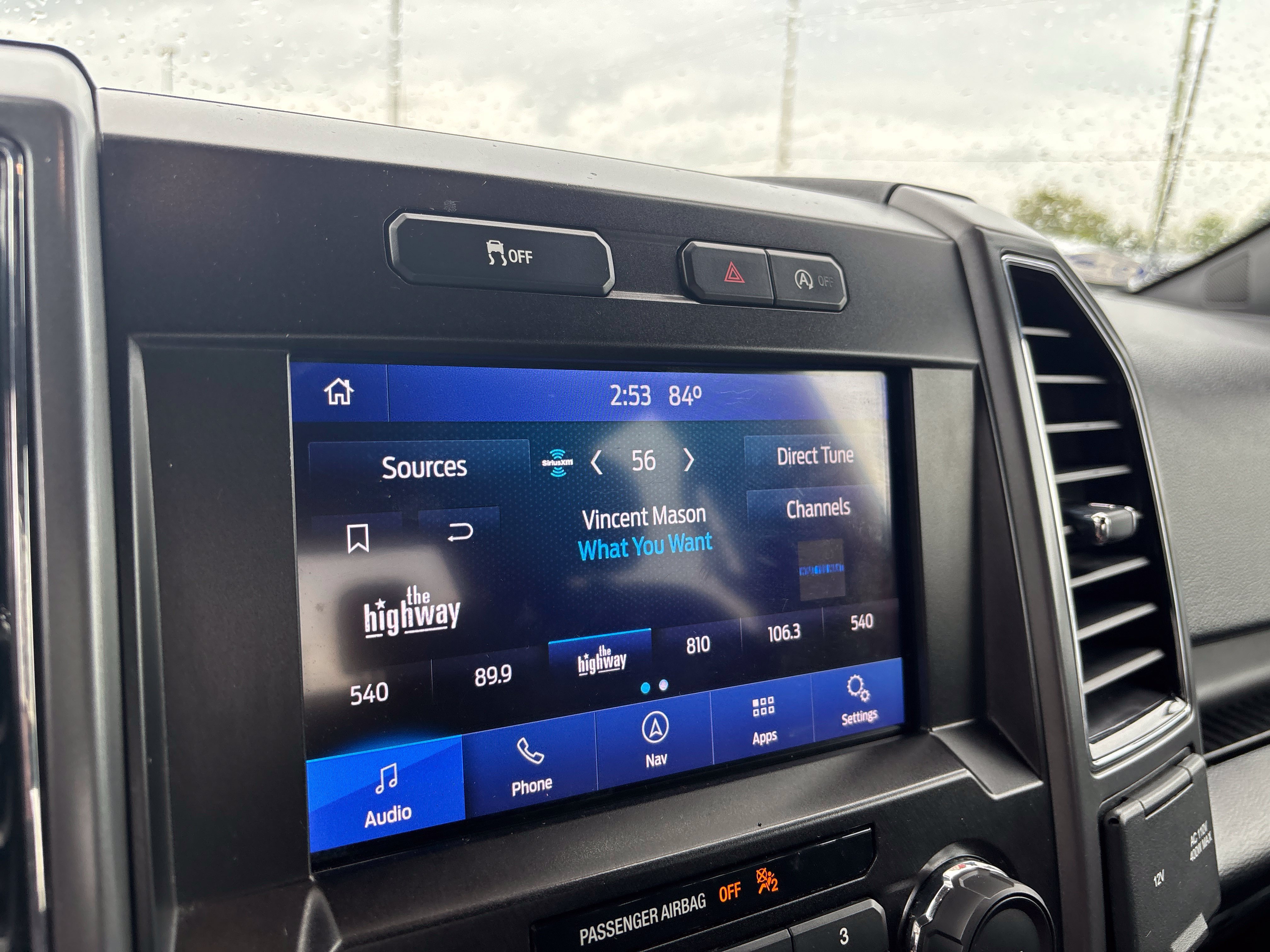 Used 2020 Ford F150 XLT w/ Equipment Group 302A Luxury AWD/4WD image 31