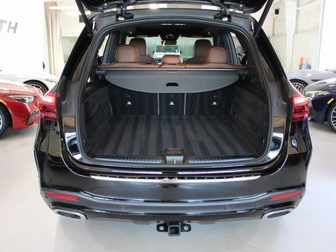 Used 2024 Mercedes-Benz GLE 450 4MATIC w/ AMG Line Exterior image 49