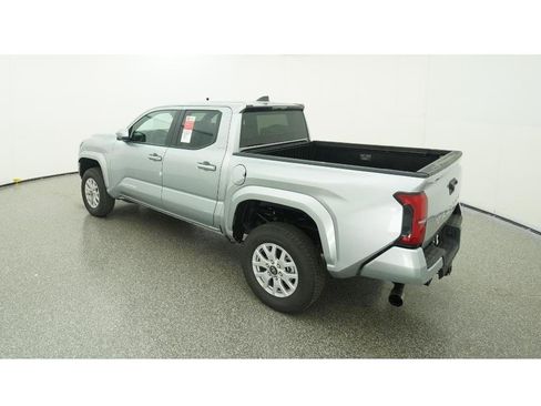 New 2025 Toyota Tacoma SR5 image 5