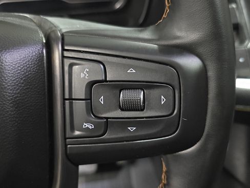 Used 2024 GMC Yukon XL AT4 w/ AT4 Premium Package image 14