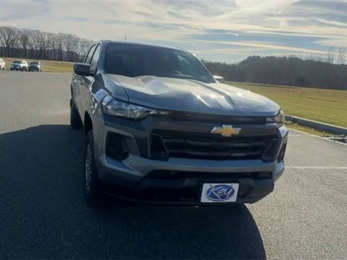 New 2026 Chevrolet Colorado LT image 3