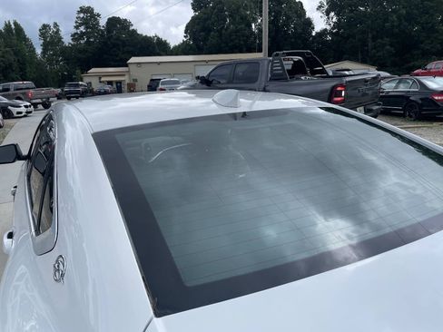 Used 2016 Chevrolet Impala LT w/ Convenience Package FWD image 15