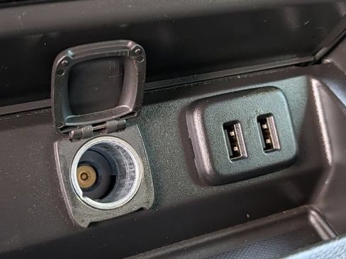 Used 2019 Chevrolet Tahoe Premier AWD/4WD image 18