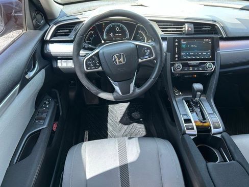 Used 2017 Honda Civic EX-T image 9