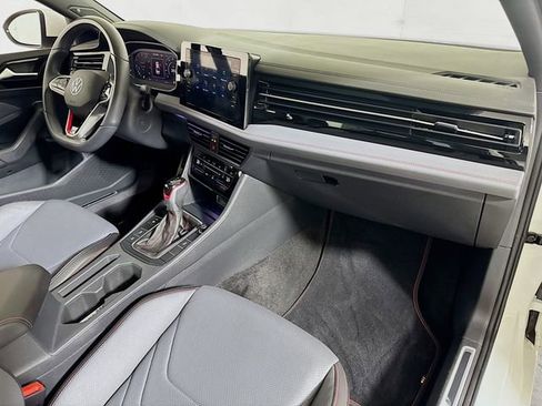 Used 2025 Volkswagen Jetta GLI Autobahn image 26