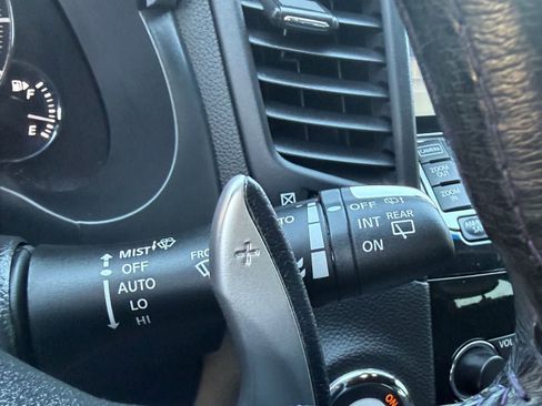 Used 2016 INFINITI QX70 2WD w/ Premium Package image 21
