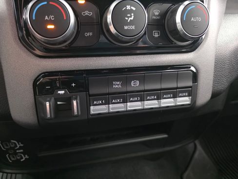 Used 2024 RAM 3500 Tradesman AWD/4WD image 21