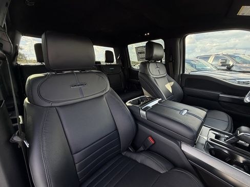New 2025 Ford F150 Platinum image 30