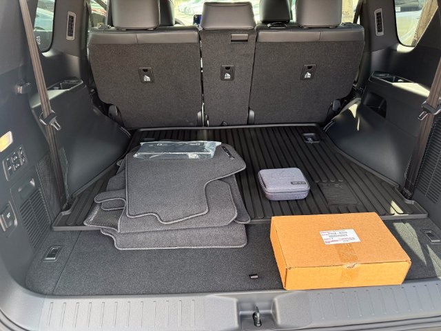 New 2026 Lexus LX 600 4WD w/ Appearance Package image 29