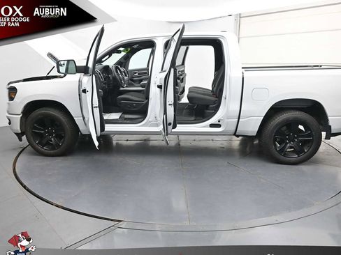 Used 2023 RAM 1500 Big Horn AWD/4WD image 38
